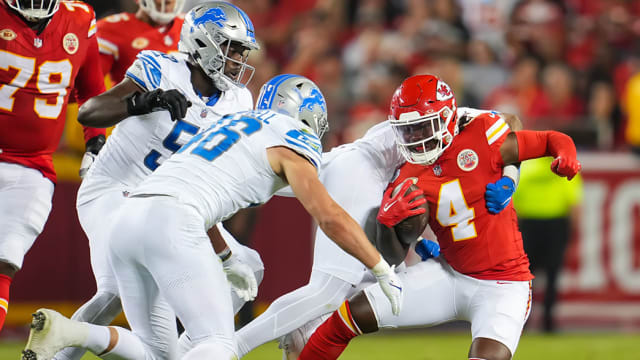 Detroit Lions linebacker Jack Campbell